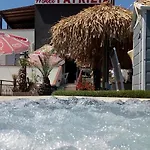 Patrizia ホテル