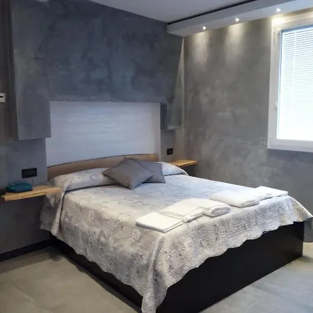 Patrizia 酒店 西尼加利亚